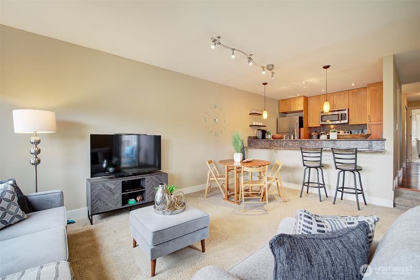 Property photo for 8503 Bowdoin Way #203, Edmonds photo 7