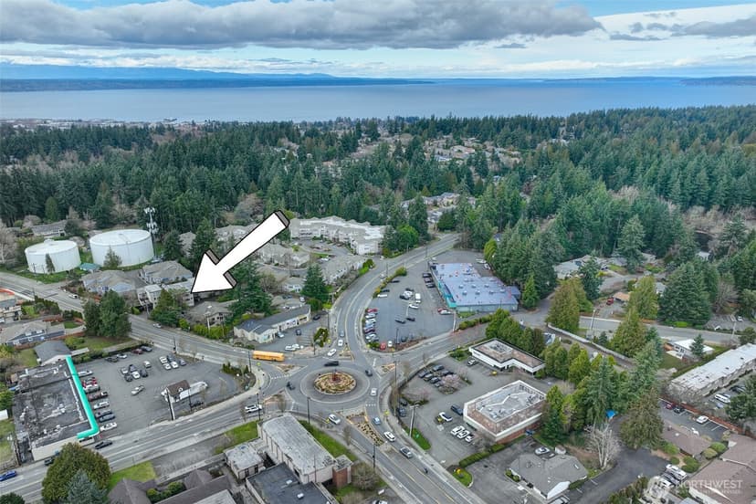 Property photo for 8503 Bowdoin Way #203, Edmonds photo 3