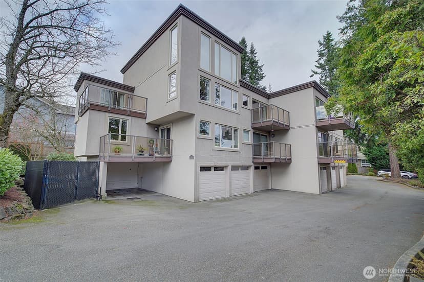Property photo for 8503 Bowdoin Way #203, Edmonds photo 2