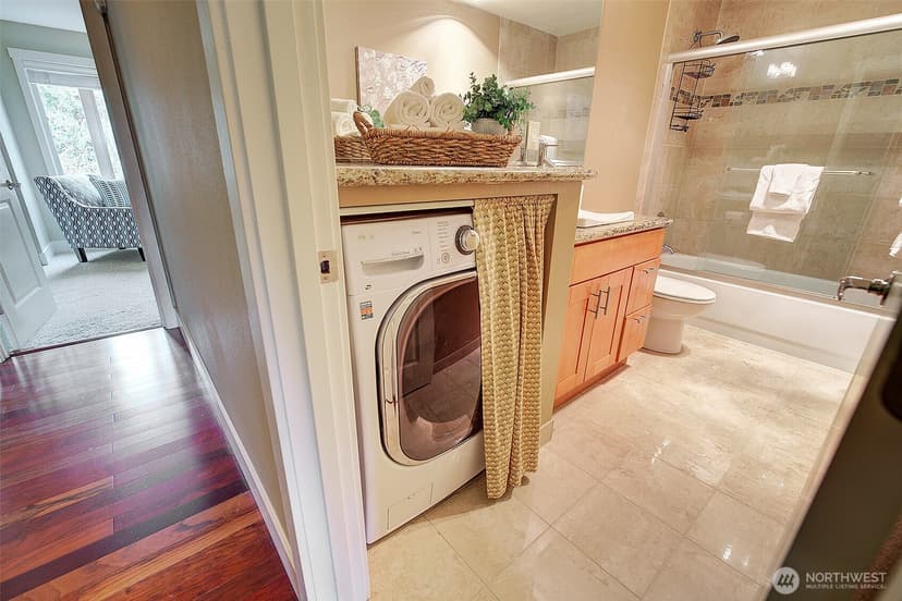 Property photo for 8503 Bowdoin Way #203, Edmonds photo 17