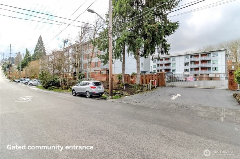 Property photo for 10501 8th Avenue NE #111, Seattle photo 16