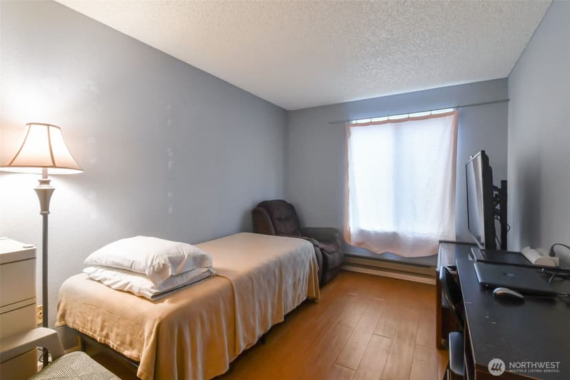 Property photo for 10501 8th Avenue NE #111, Seattle photo 12