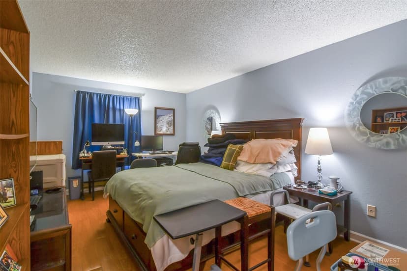 Property photo for 10501 8th Avenue NE #111, Seattle photo 10
