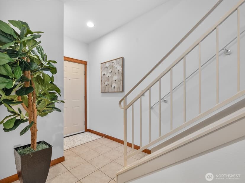 Property photo for 18410 36th Avenue W #C, Lynnwood photo 3