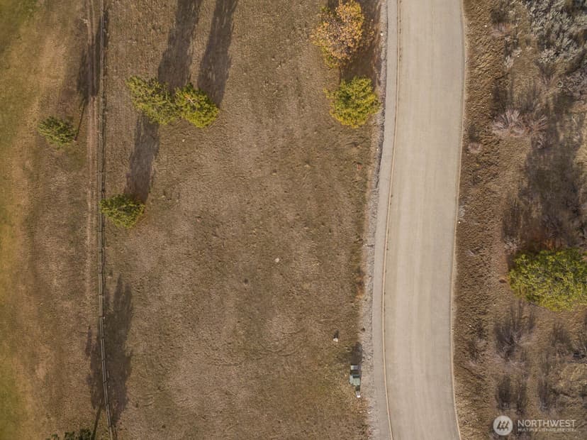 Property photo for 320 Paintbrush Road, Chelan photo 10
