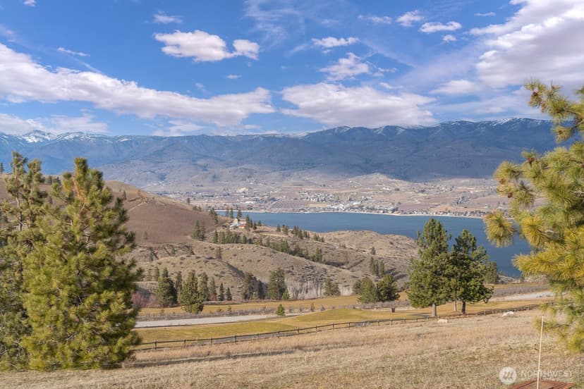 Property photo for 320 Paintbrush Road, Chelan photo 17