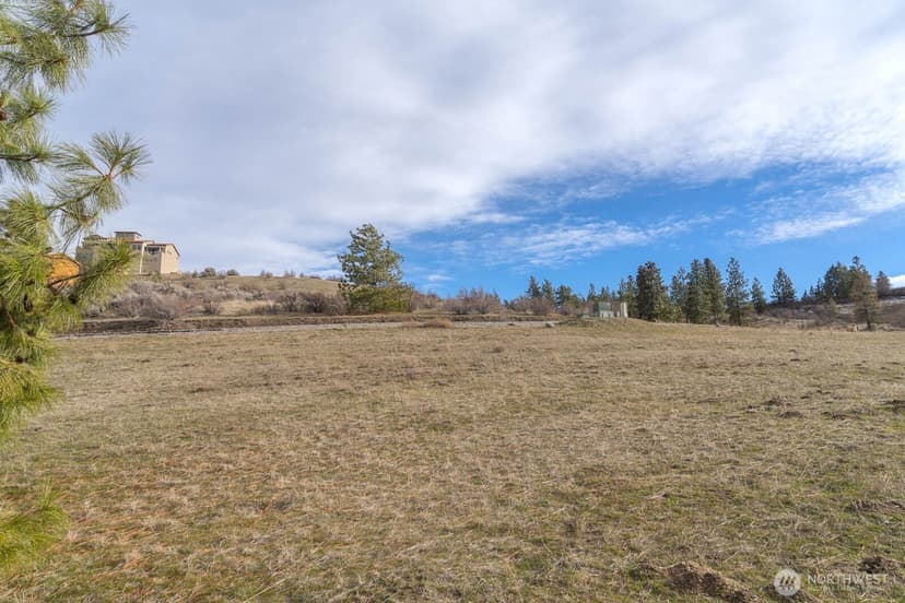 Property photo for 320 Paintbrush Road, Chelan photo 15