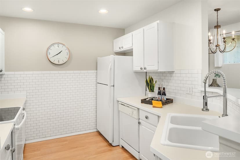 Property photo for 23757 SE 52nd Lane #13-1, Issaquah photo 18