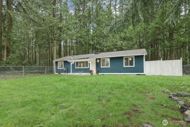 Property photo for 845 SW Shannon Drive, Port Orchard photo 2
