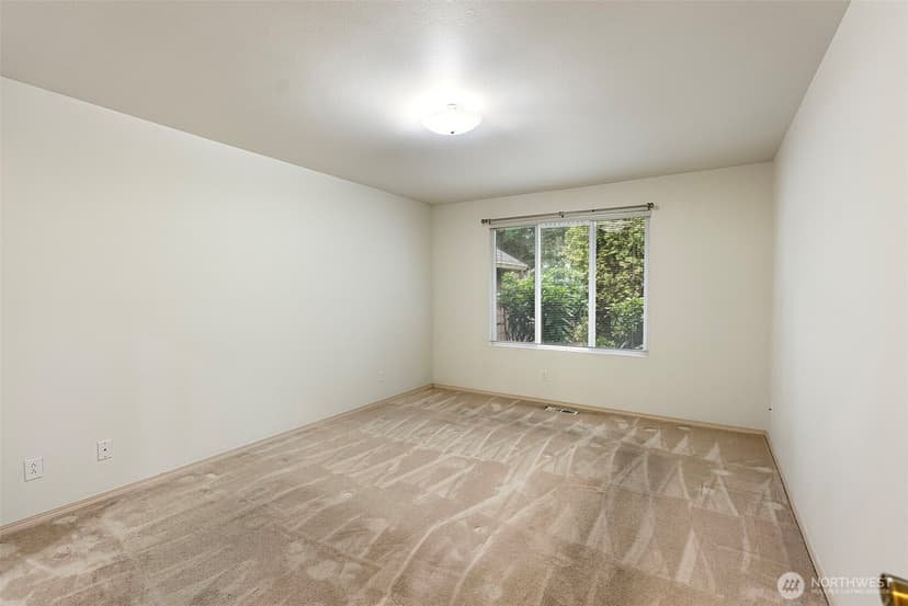 Property photo for 9738 Sea Isle Lane NW, Silverdale photo 15