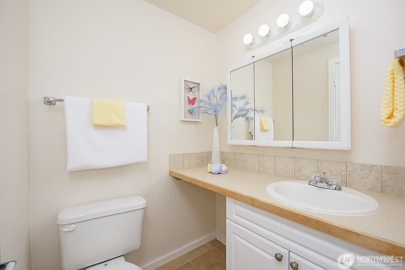 Property photo for 20032 66th Place W #B3, Lynnwood photo 15