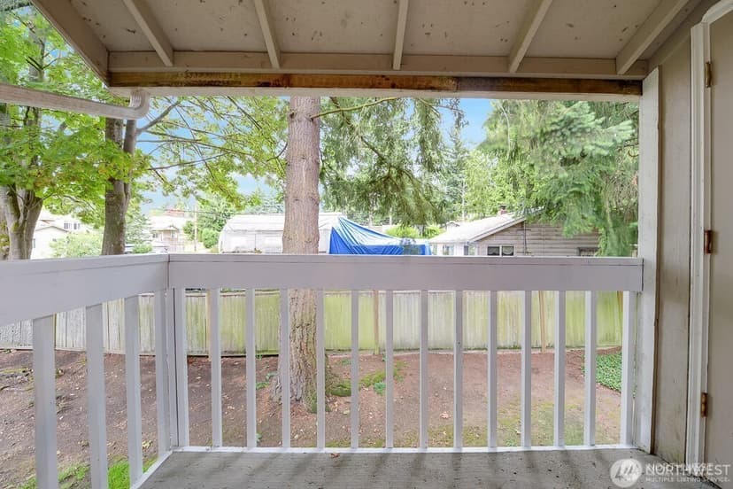 Property photo for 20032 66th Place W #B3, Lynnwood photo 18