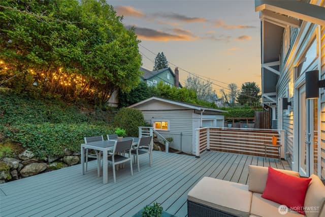 Property photo for 2629 Boyer Avenue E, Seattle photo 4