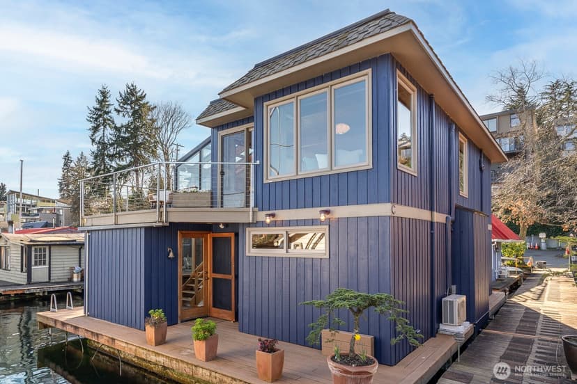 Property photo for 3110 Portage Bay Place E #C, Seattle