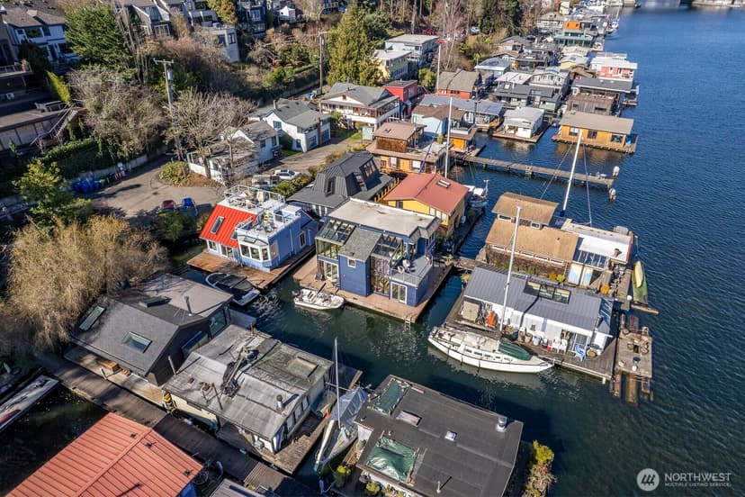 Property photo for 3110 Portage Bay Place E #C, Seattle photo 27