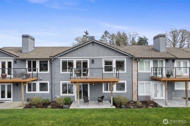 Property photo for 7336 Steilacoom Boulevard SW, Lakewood photo 2