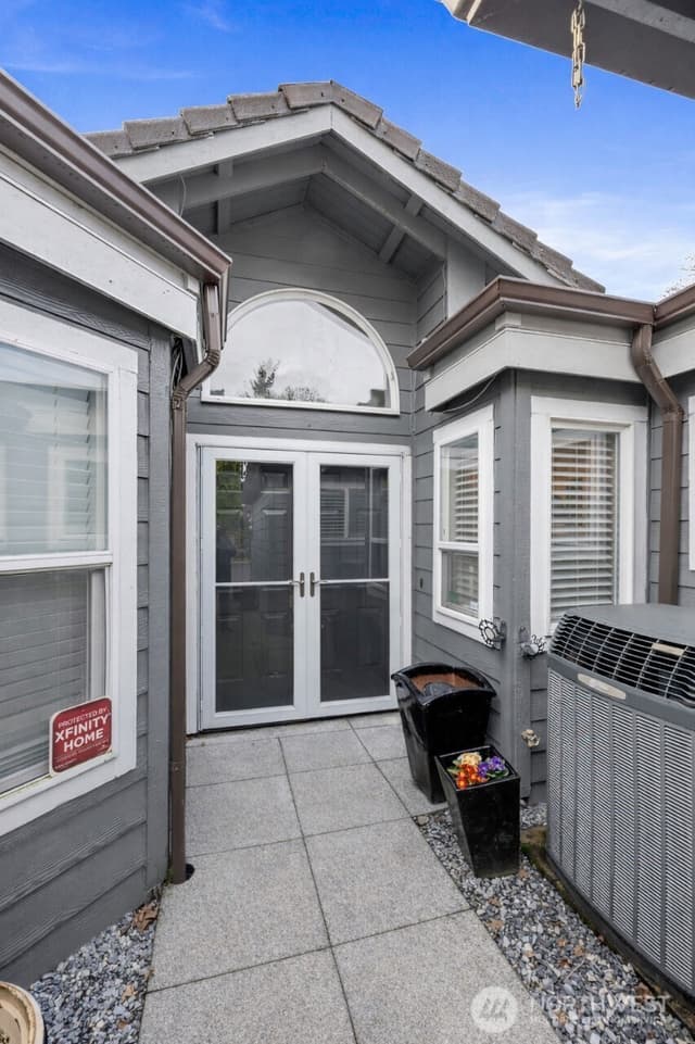 Property photo for 7336 Steilacoom Boulevard SW, Lakewood photo 3
