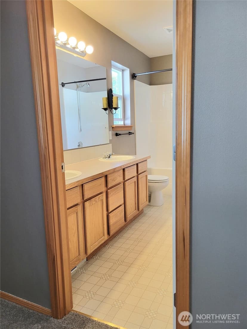 Property photo for 10025 2nd Place SE, Lake Stevens photo 13