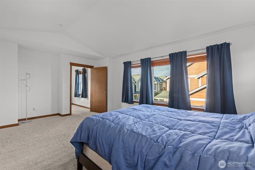 Property photo for 4322 25th Street SE, Puyallup photo 17
