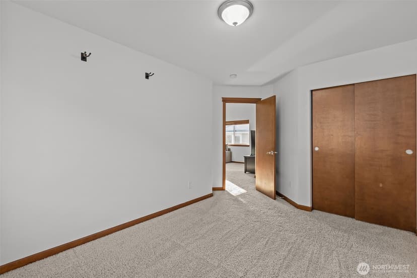 Property photo for 4322 25th Street SE, Puyallup photo 27