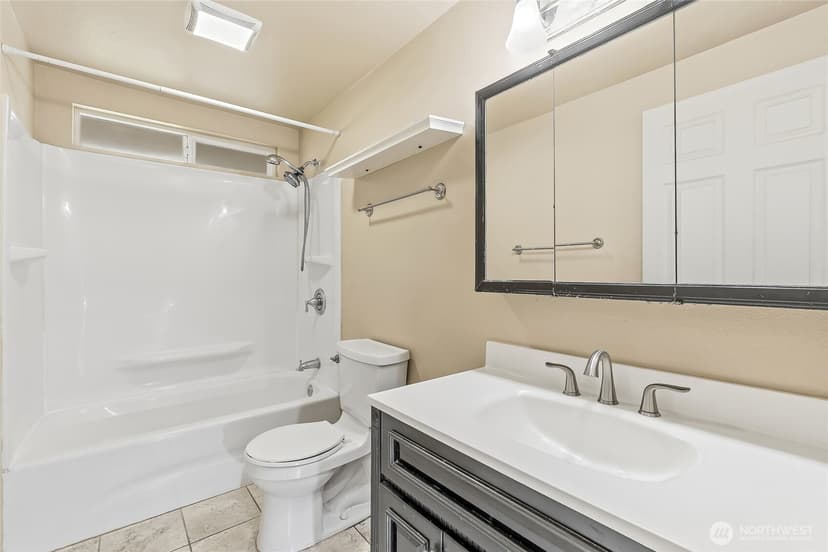 Property photo for 21324 119th Street E, Bonney Lake photo 15
