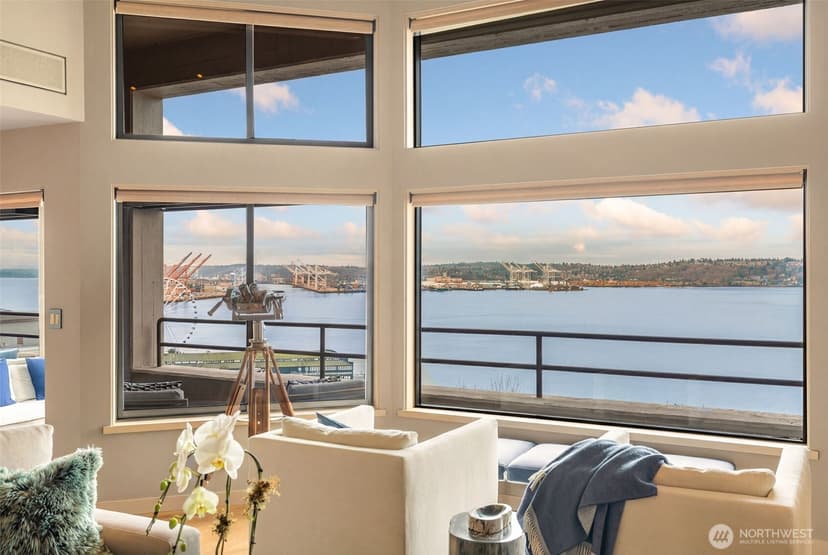 Property photo for 2021 1st Avenue #E8, Seattle
