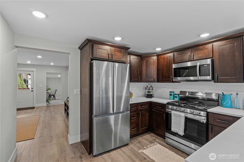Property photo for 5526 20th Avenue S, Seattle photo 13