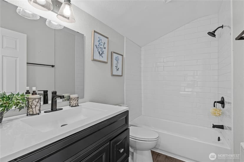 Property photo for 5526 20th Avenue S, Seattle photo 19