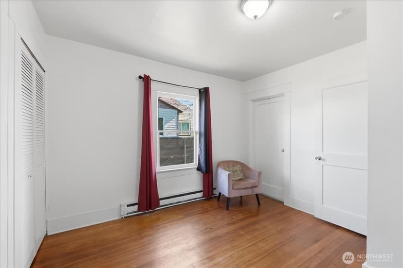 Property photo for 331 100th Street S, Parkland photo 14