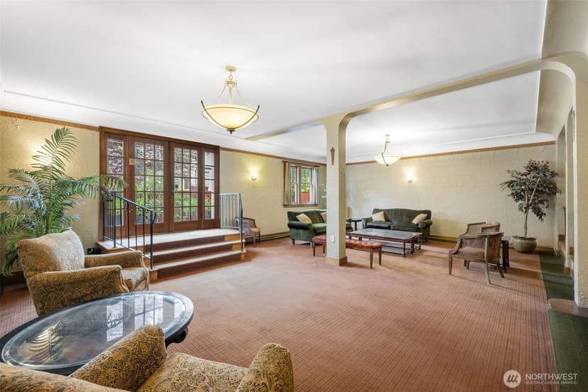 Property photo for 1631 16th Avenue #310, Seattle photo 18