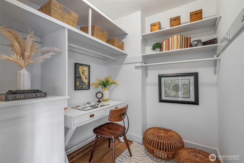 Property photo for 1631 16th Avenue #310, Seattle photo 9