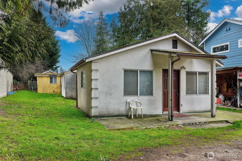 Property photo for 13034 30th Avenue NE, Seattle photo 6