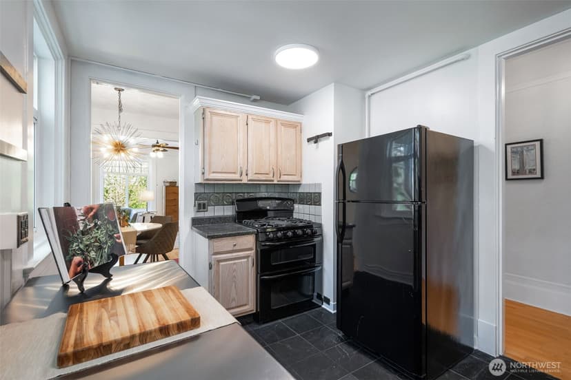Property photo for 403 Terry Avenue #206, Seattle photo 11