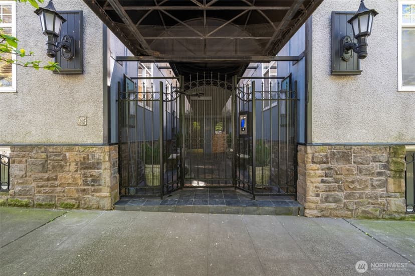 Property photo for 403 Terry Avenue #206, Seattle photo 19