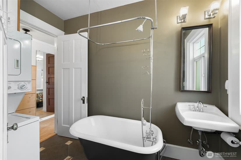 Property photo for 403 Terry Avenue #206, Seattle photo 17