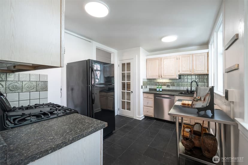 Property photo for 403 Terry Avenue #206, Seattle photo 12