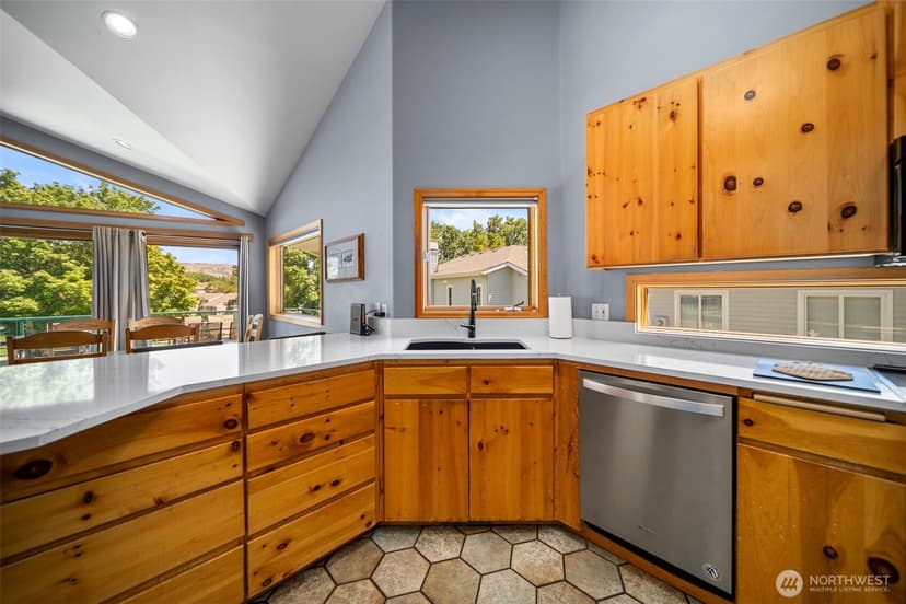 Property photo for 105 Chelan View Drive, Manson photo 8