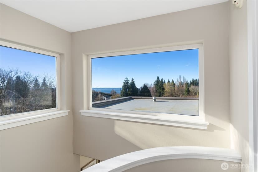 Property photo for 1033 W Mukilteo Boulevard, Everett photo 23