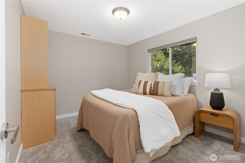 Property photo for 1033 W Mukilteo Boulevard, Everett photo 33