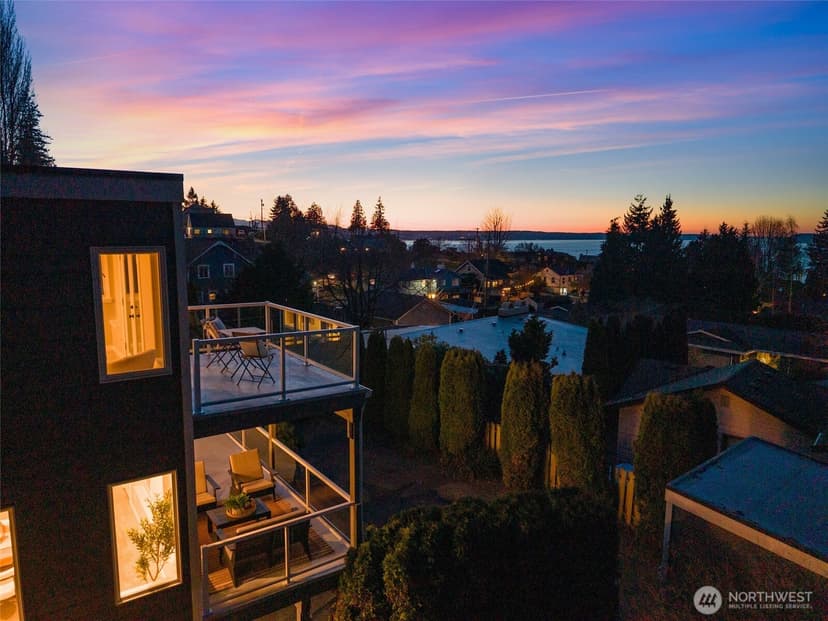 Property photo for 1033 W Mukilteo Boulevard, Everett photo 5