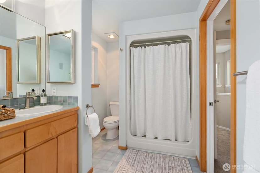 Property photo for 1033 W Mukilteo Boulevard, Everett photo 31