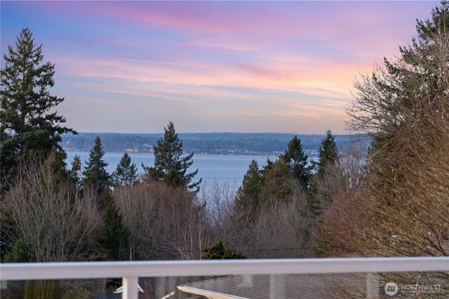 Property photo for 1033 W Mukilteo Boulevard, Everett photo 4