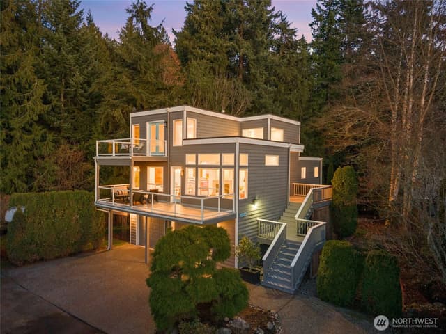 Property photo for 1033 W Mukilteo Boulevard, Everett