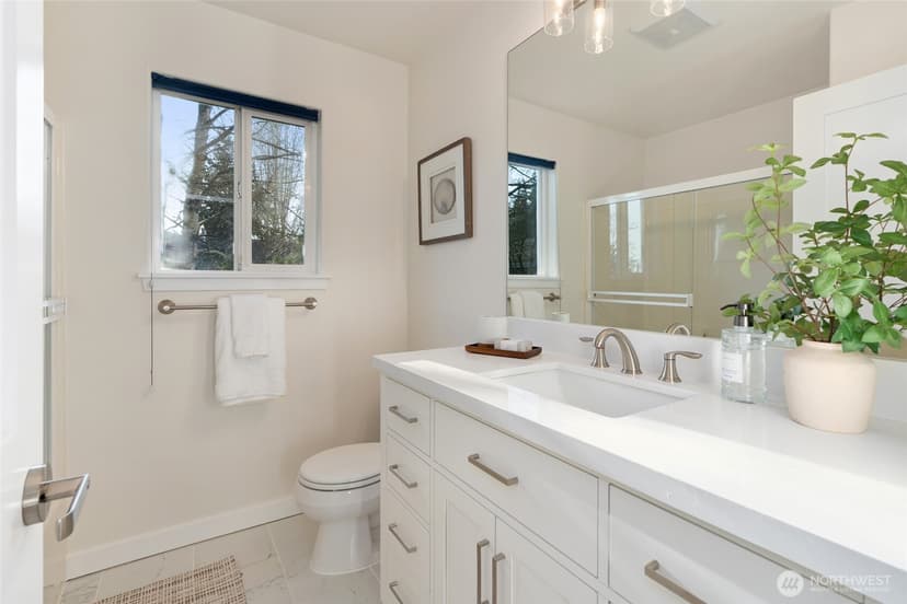 Property photo for 1033 W Mukilteo Boulevard, Everett photo 19