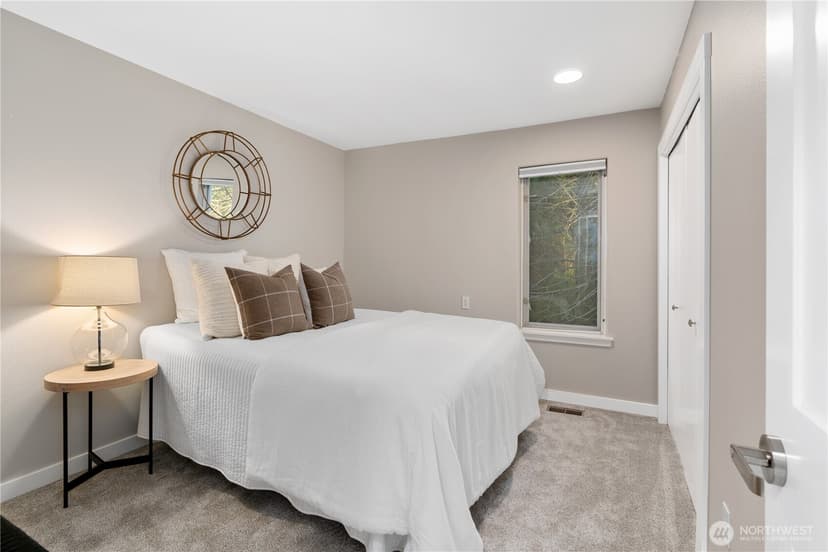 Property photo for 1033 W Mukilteo Boulevard, Everett photo 17