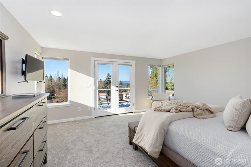 Property photo for 1033 W Mukilteo Boulevard, Everett photo 24