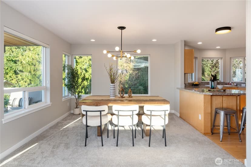Property photo for 1033 W Mukilteo Boulevard, Everett photo 11