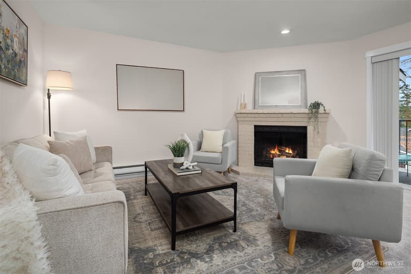 Property photo for 11215 NE 128th Street #L302, Kirkland photo 3