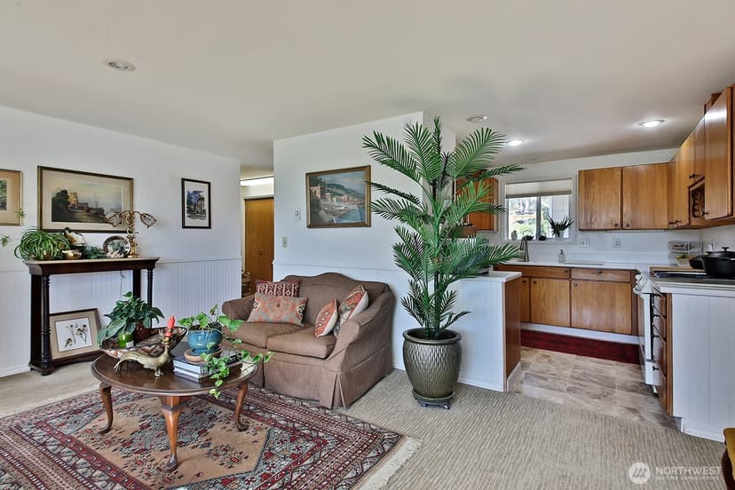 Property photo for 424 Island View Lane, Langley photo 18