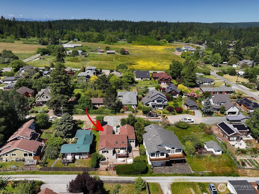 Property photo for 424 Island View Lane, Langley photo 38